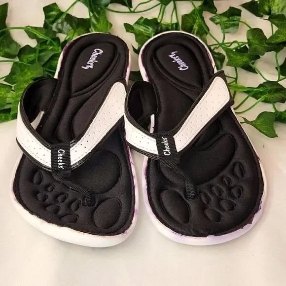 Cheeks flip flops. Size 10. NWOT - Picture 8 of 9